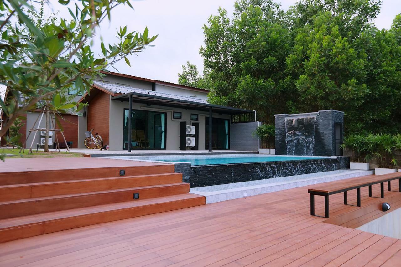 Canvas Family Home Trat Exteriér fotografie