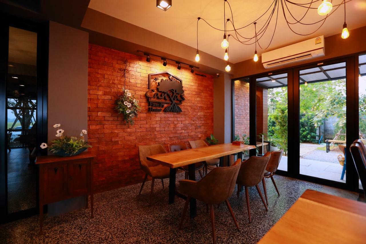 Canvas Family Home Trat Exteriér fotografie